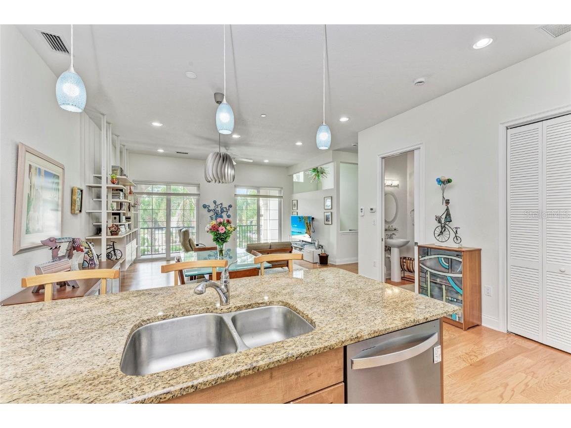 435 Nokomis Avenue S #312 Venice FL 34285 A4670350 image12