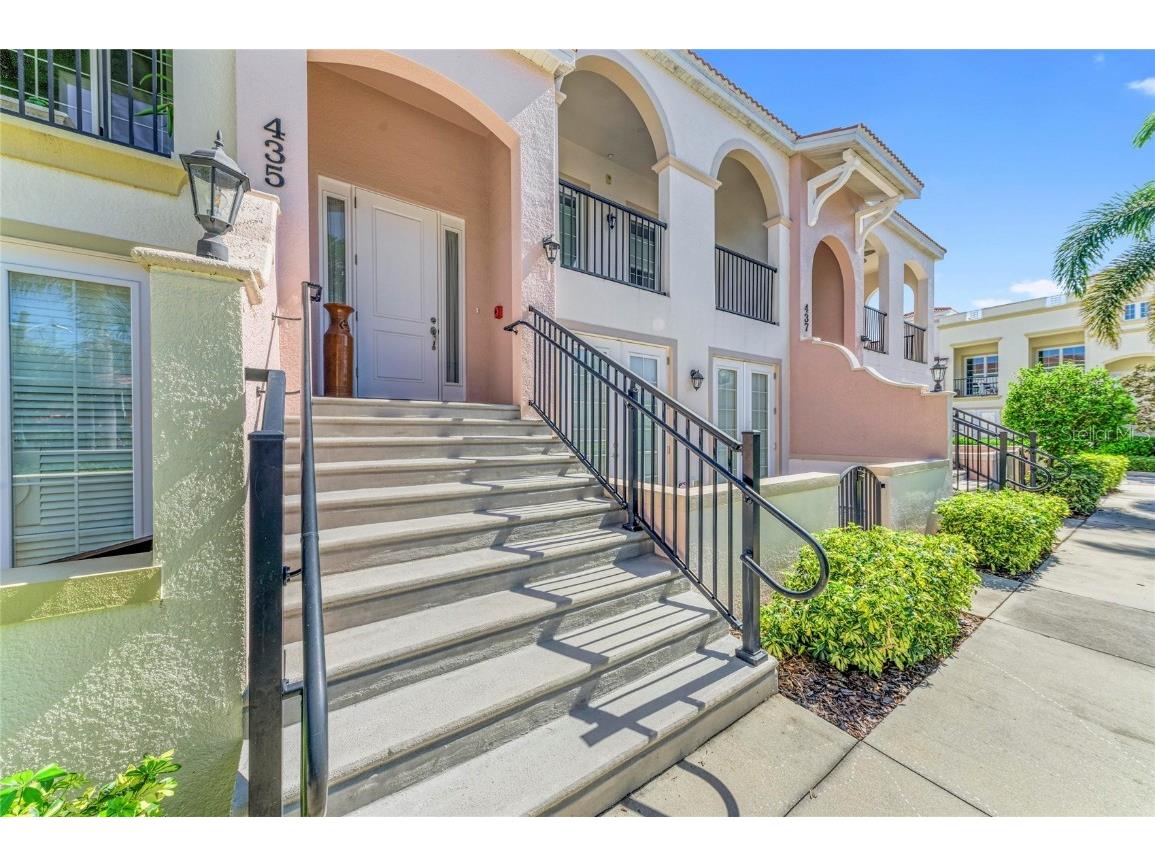 435 Nokomis Avenue S #312 Venice FL 34285 A4670350 image2