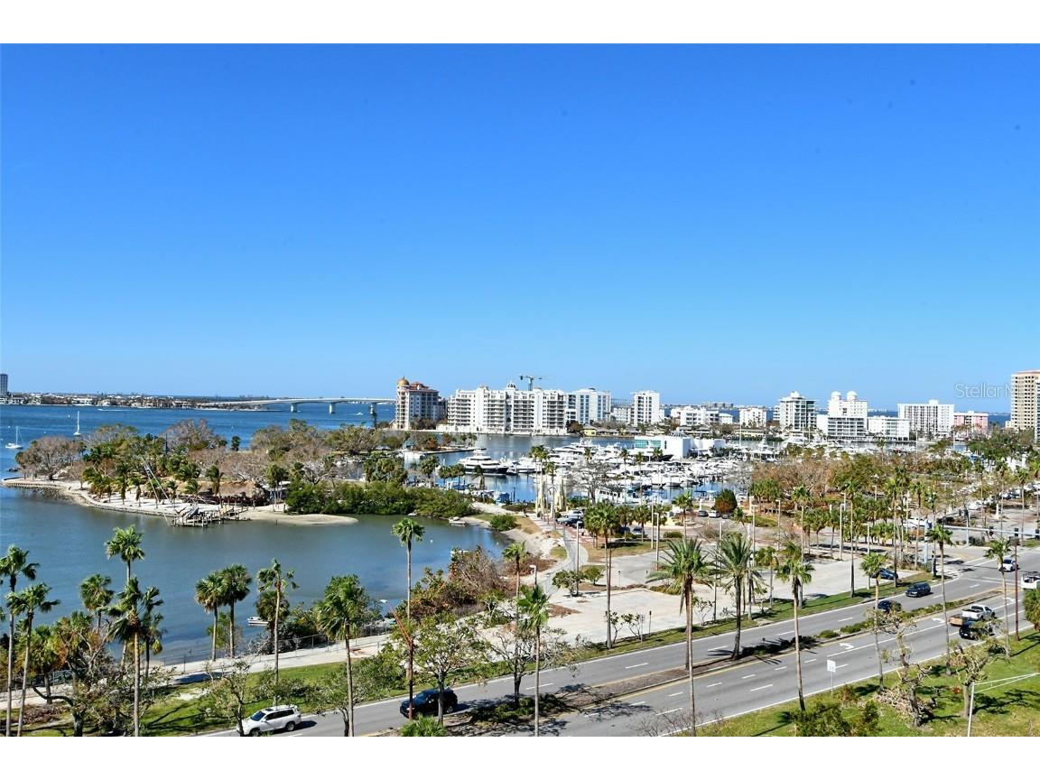 435 S Gulfstream Avenue 1004, Sarasota, FL, 34236 MLS A4627145