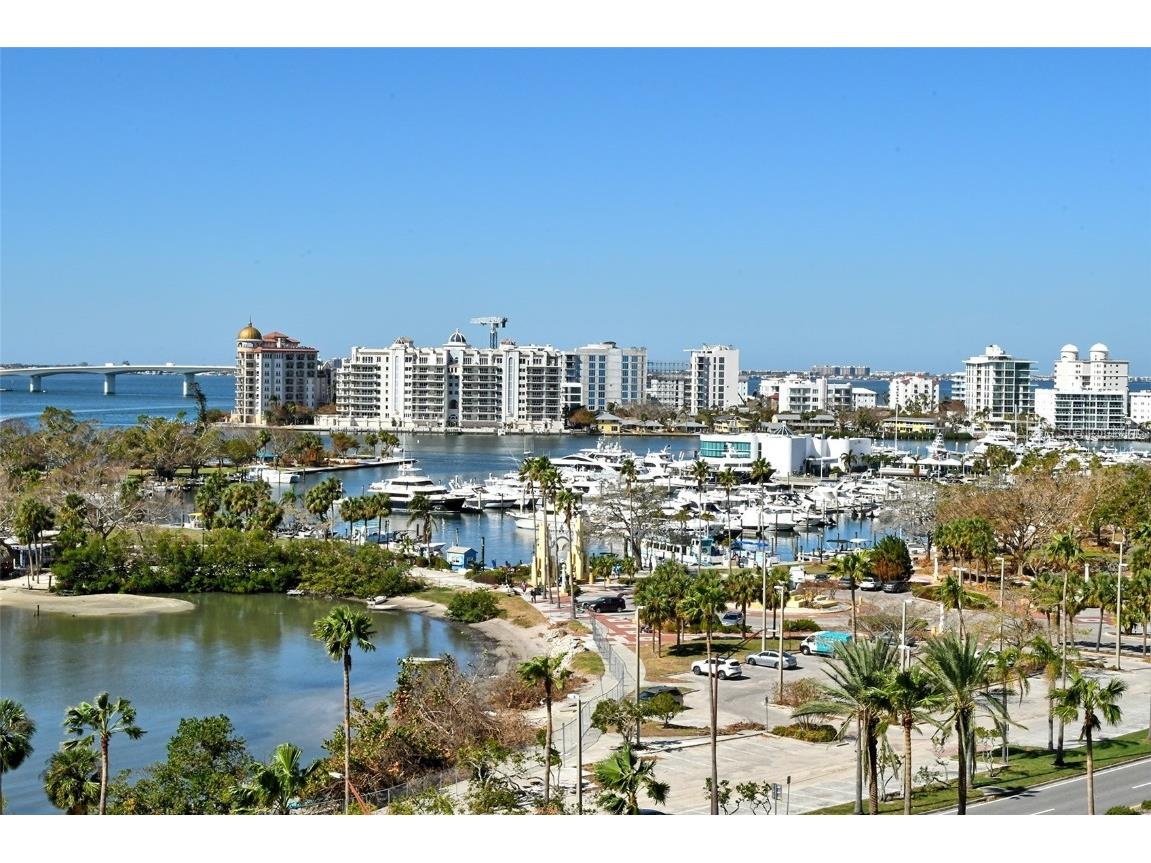 435 S Gulfstream Avenue 1004, Sarasota, FL, 34236 MLS A4627145