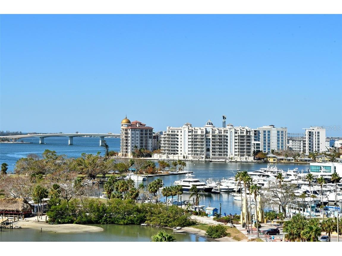 435 S Gulfstream Avenue 1004, Sarasota, FL, 34236 MLS A4627145
