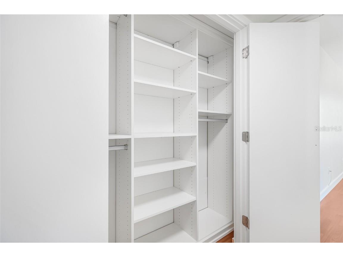 435 S Gulfstream Avenue #1004 Sarasota FL 34236 - SARASOTA BAY A4670726 image23