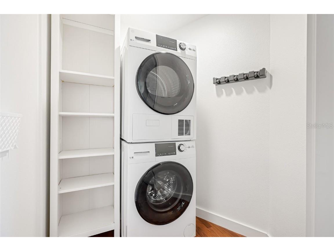 435 S Gulfstream Avenue #1004 Sarasota FL 34236 - SARASOTA BAY A4670726 image26