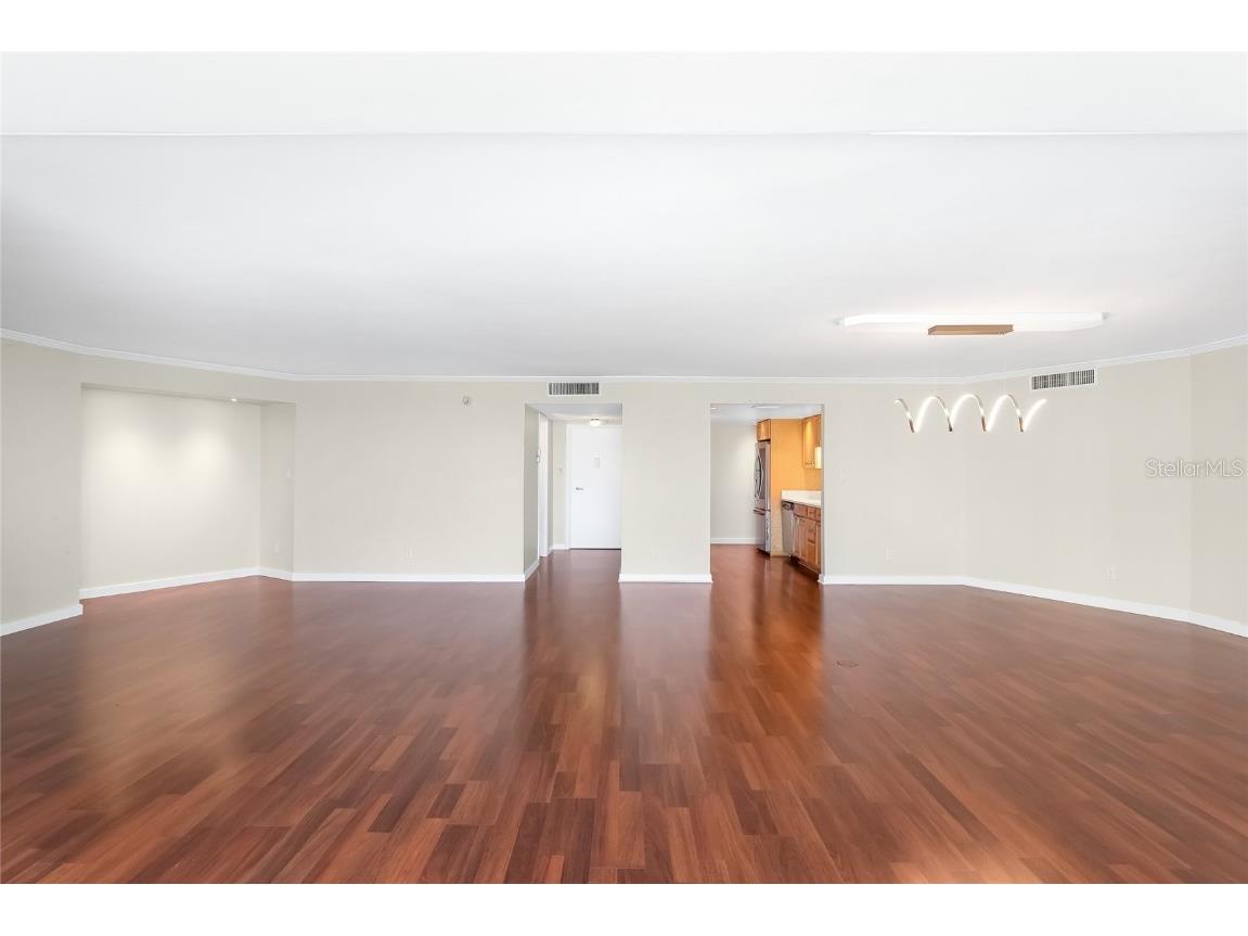 435 S Gulfstream Avenue #1004 Sarasota FL 34236 - SARASOTA BAY A4670726 image8