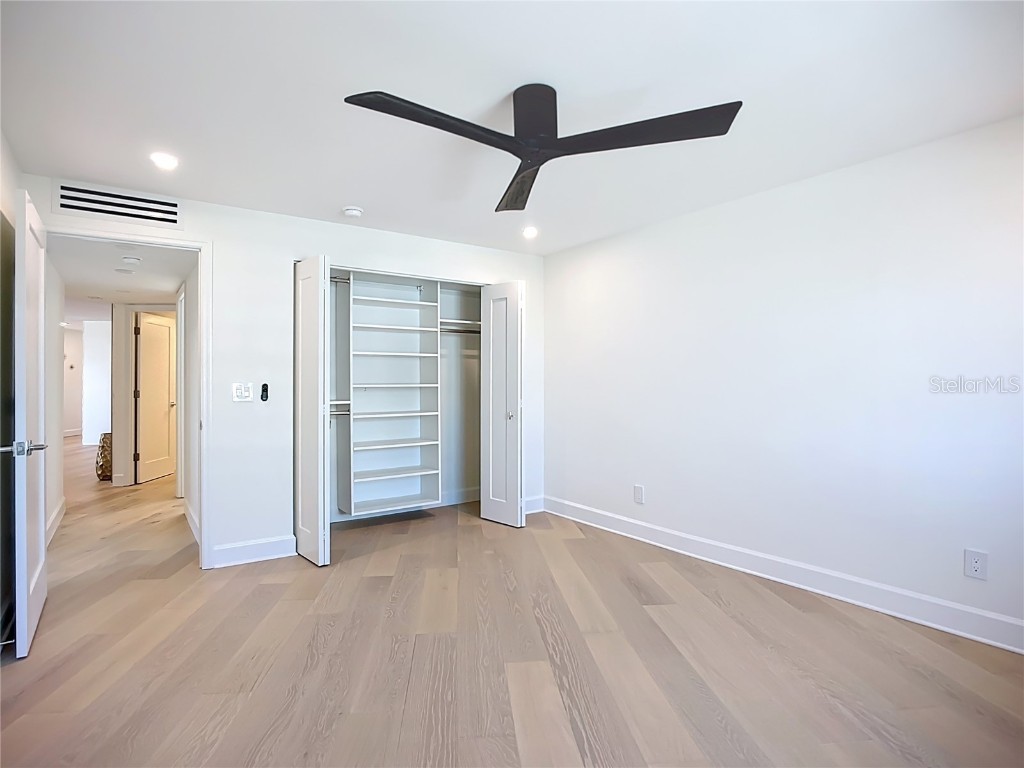 435 S Gulfstream Avenue #1006 Sarasota FL 34236 A4671034 image22