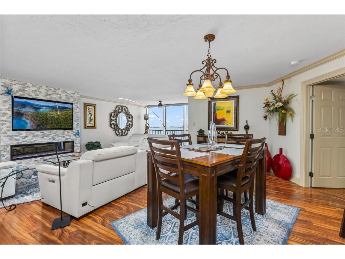 435 S Gulfstream Avenue #1103 Sarasota FL 34236 - SARASOTA BAYFRONT A4641820 image11