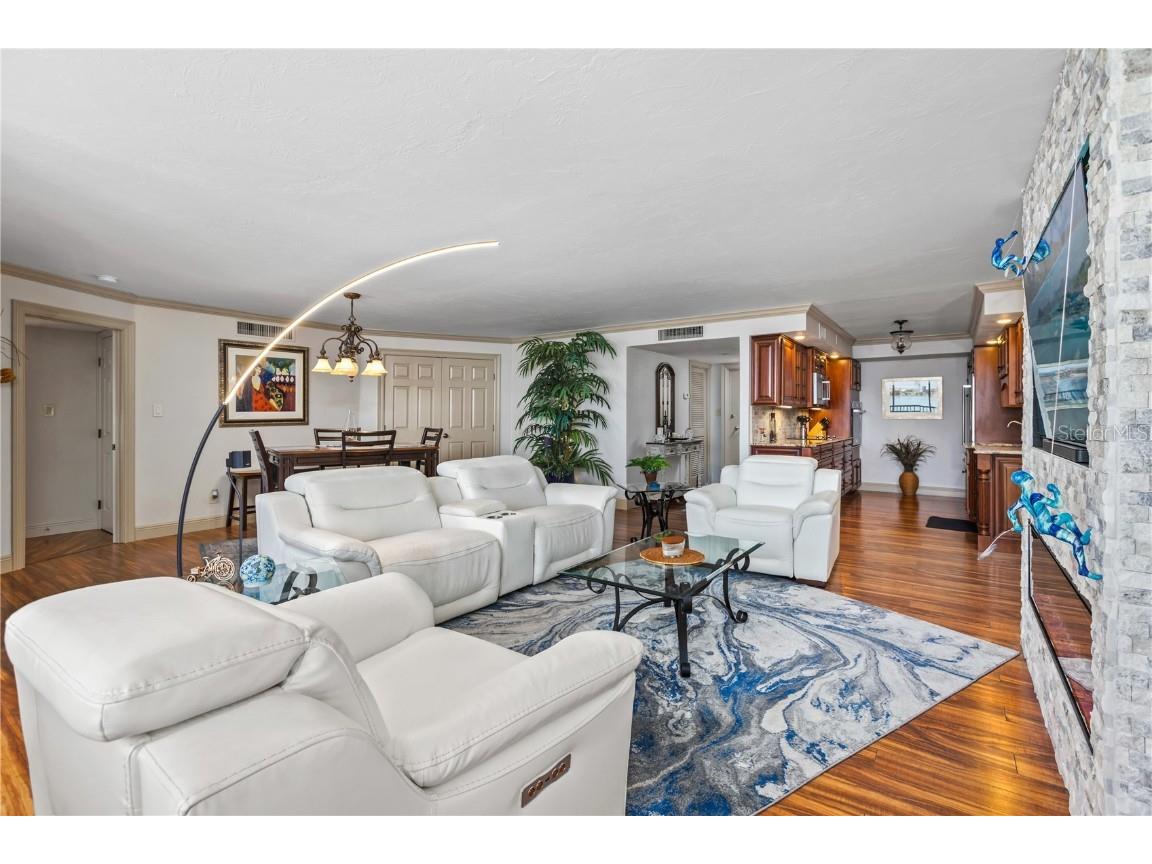 435 S Gulfstream Avenue #1103 Sarasota FL 34236 - SARASOTA BAYFRONT A4641820 image16