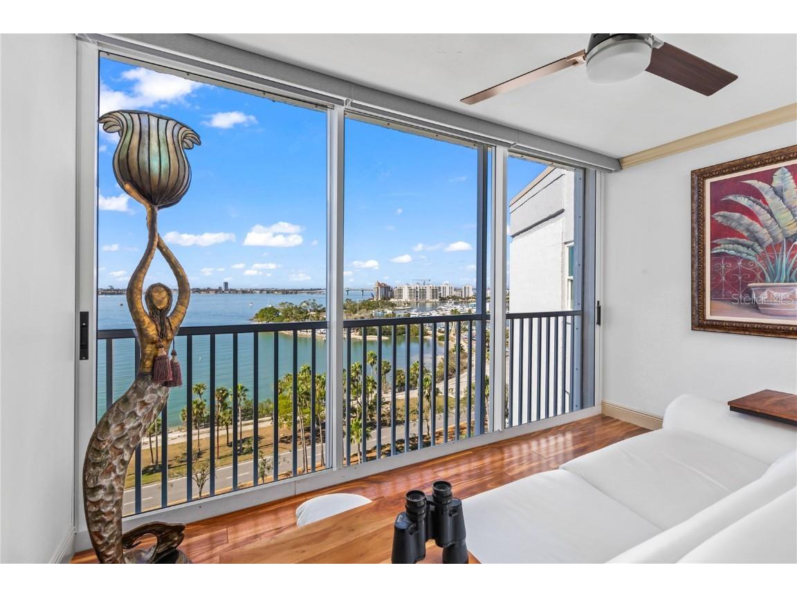 435 S Gulfstream Avenue #1103 Sarasota FL 34236 - SARASOTA BAYFRONT A4641820 image2