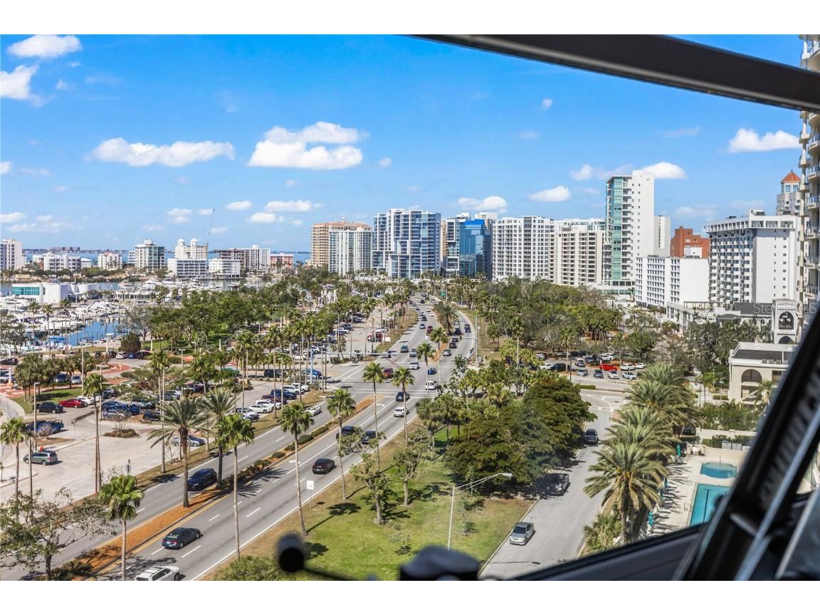 435 S Gulfstream Avenue #1103 Sarasota FL 34236 - SARASOTA BAYFRONT A4641820 image26