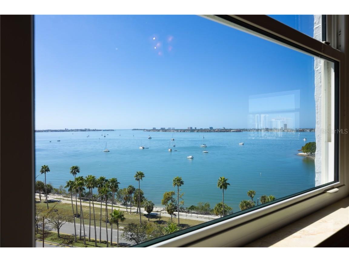 435 S Gulfstream Avenue #1103 Sarasota FL 34236 - SARASOTA BAYFRONT A4641820 image32