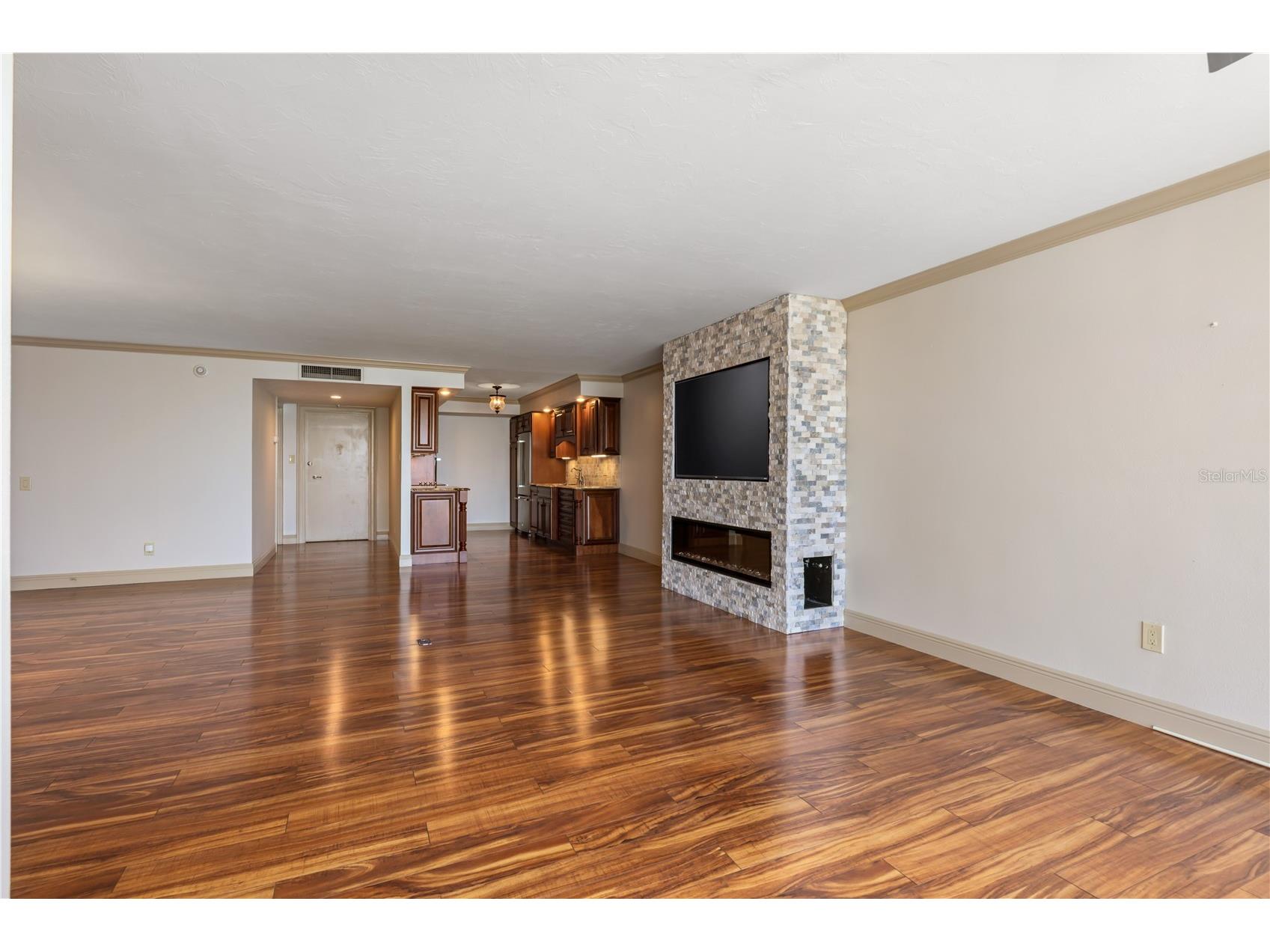 435 S Gulfstream Avenue #1103 Sarasota FL 34236 - SARASOTA BAYFRONT A4688618 image13