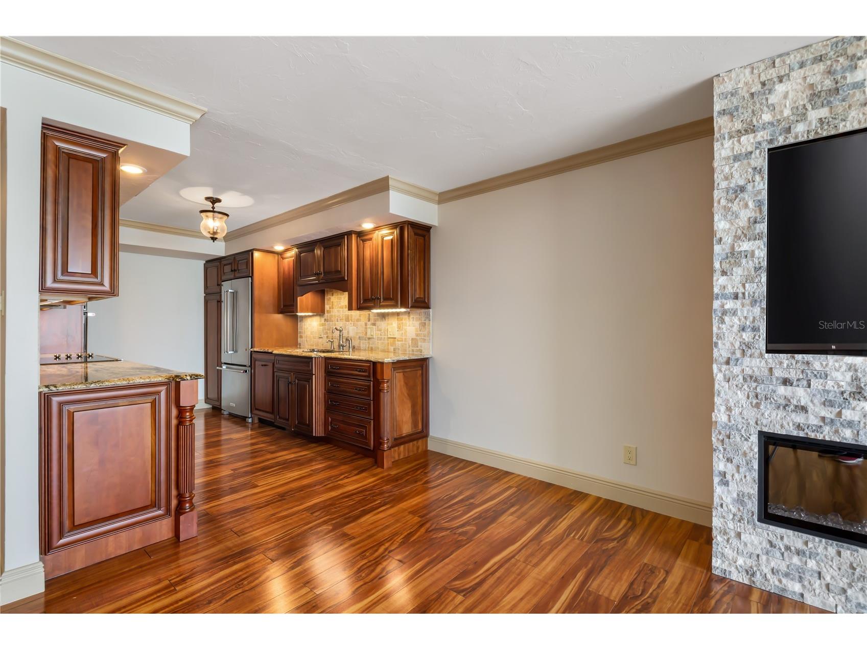 435 S Gulfstream Avenue #1103 Sarasota FL 34236 - SARASOTA BAYFRONT A4688618 image16