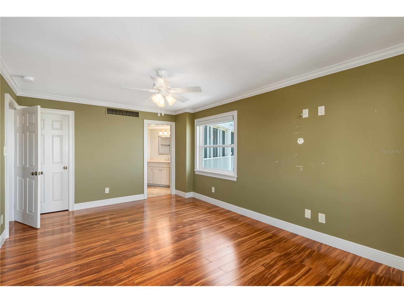 435 S Gulfstream Avenue #1103 Sarasota FL 34236 - SARASOTA BAYFRONT A4688618 image25