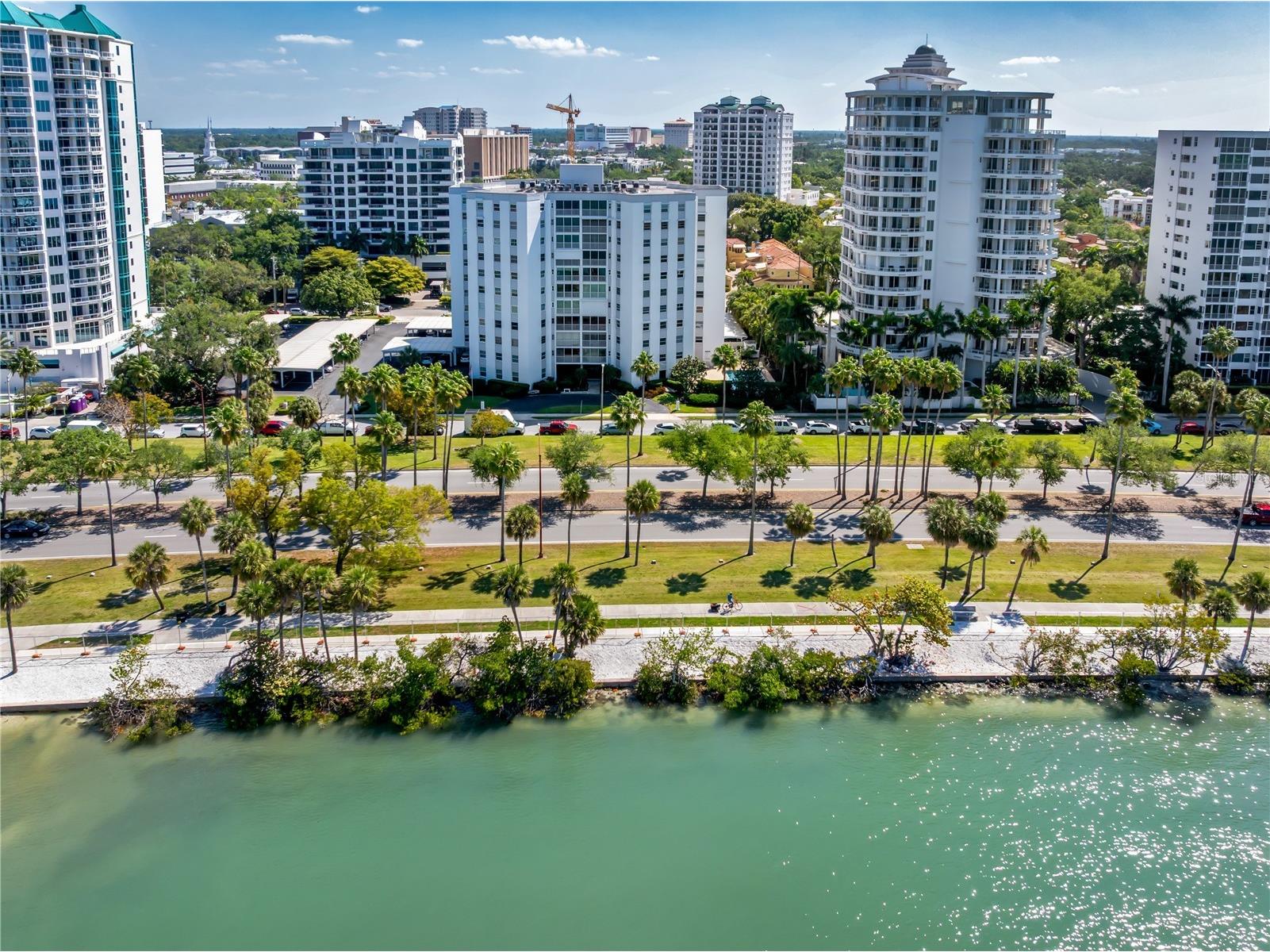 435 S Gulfstream Avenue #1103 Sarasota FL 34236 - SARASOTA BAYFRONT A4688618 image50