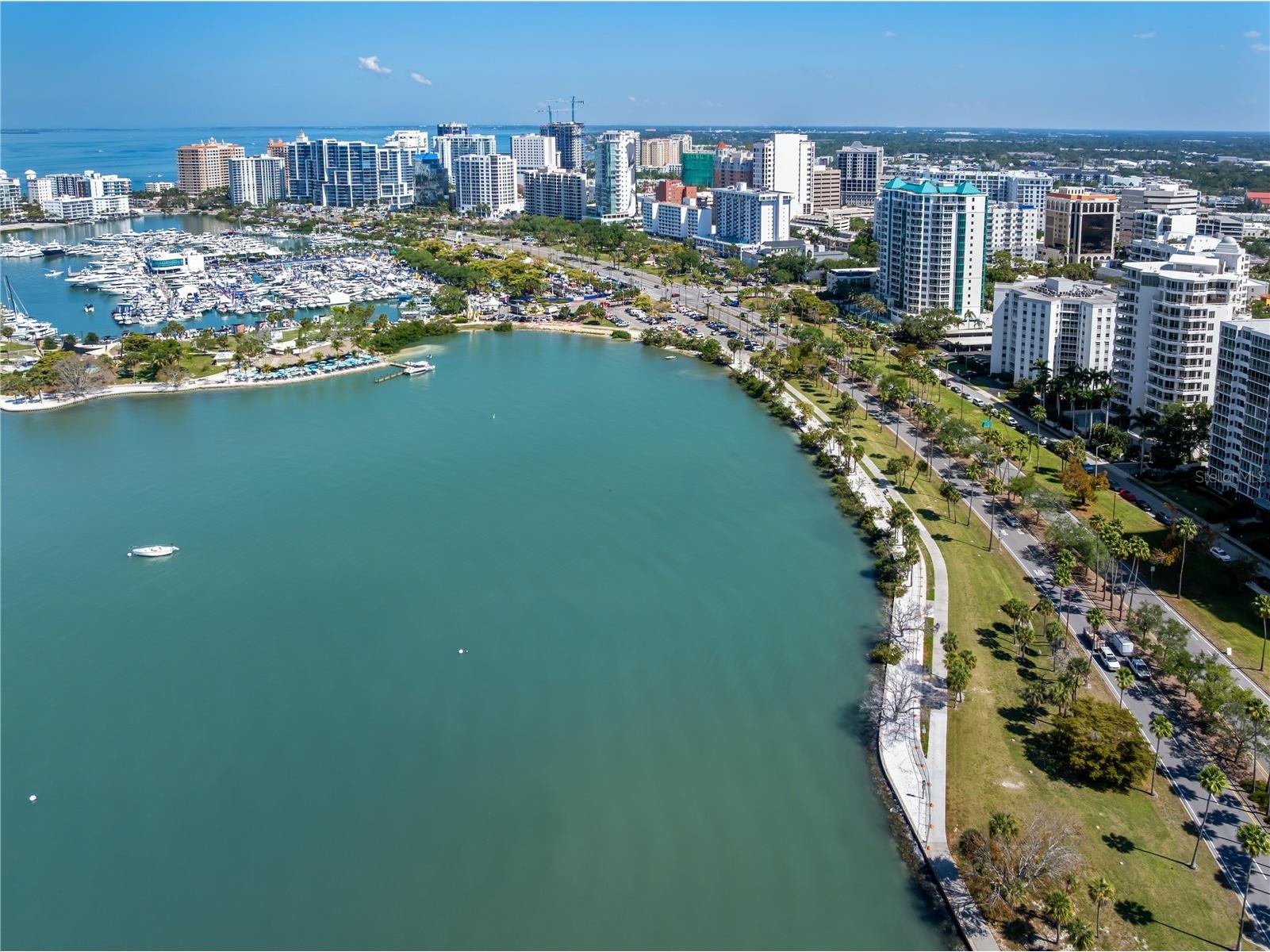 435 S Gulfstream Avenue #1103 Sarasota FL 34236 - SARASOTA BAYFRONT A4688618 image53