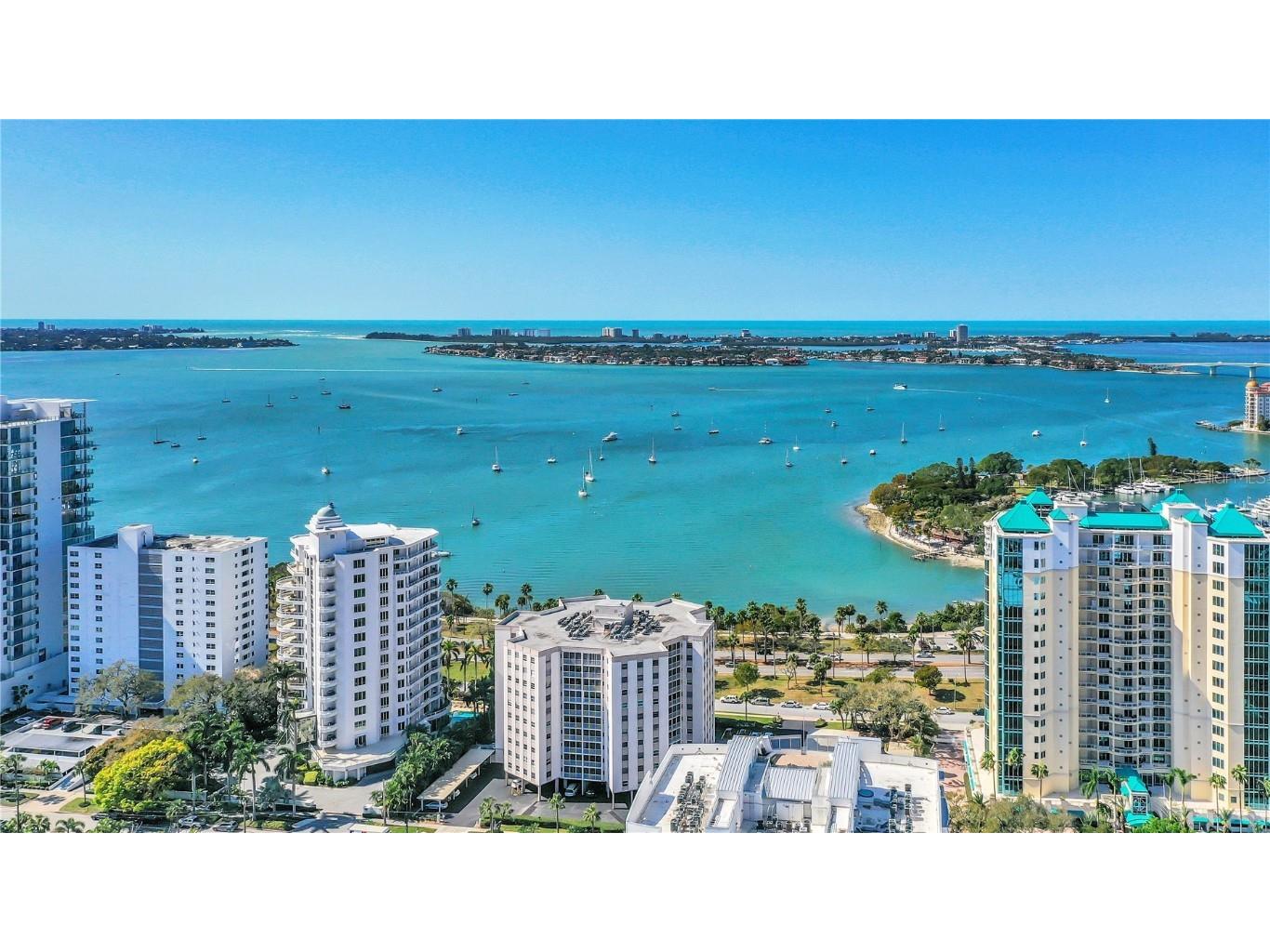 435 S Gulfstream Avenue #202 Sarasota FL 34236 A4561794 image1