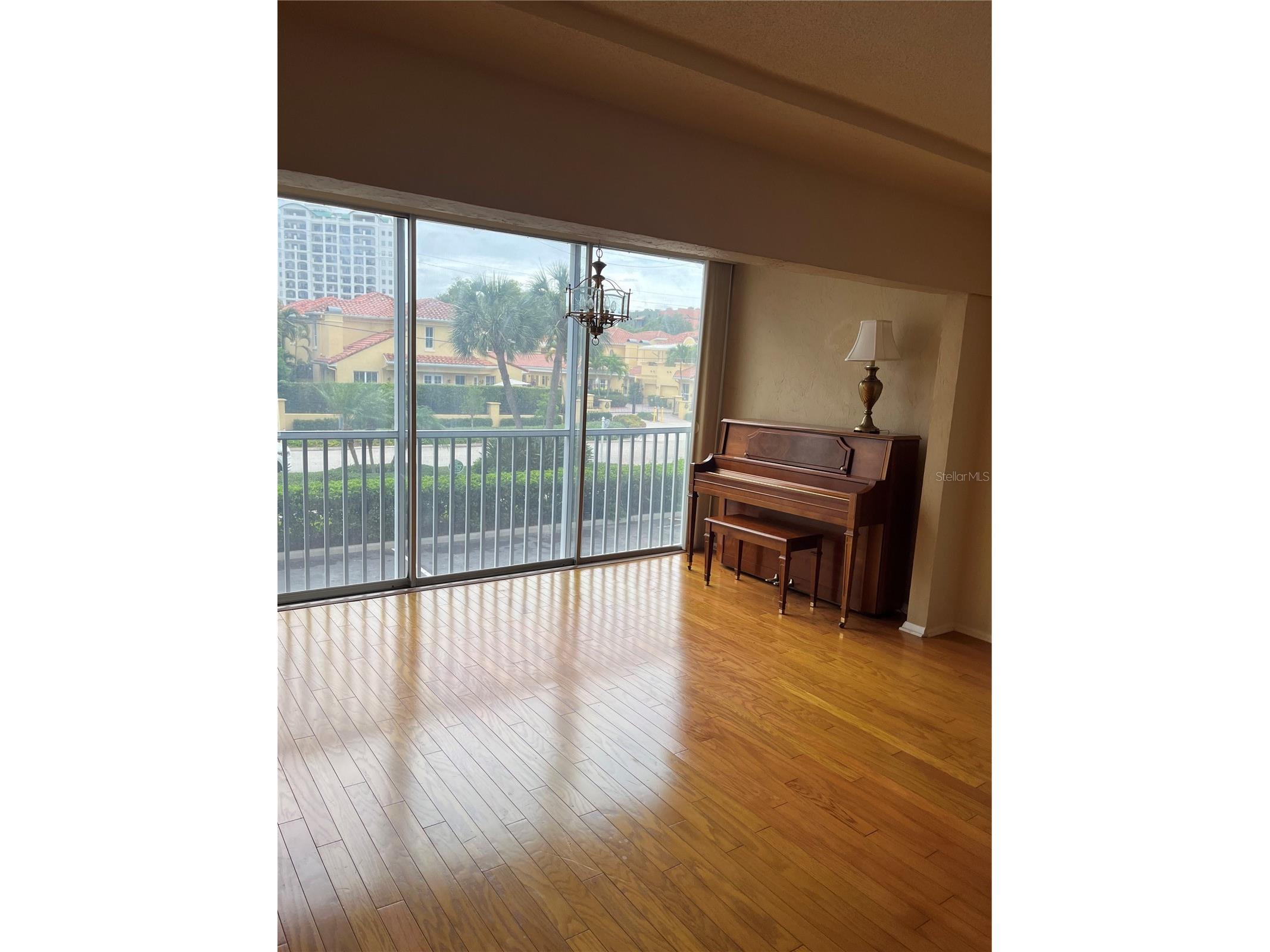 435 S Gulfstream Avenue #206 Sarasota FL 34236 A4694462 image18