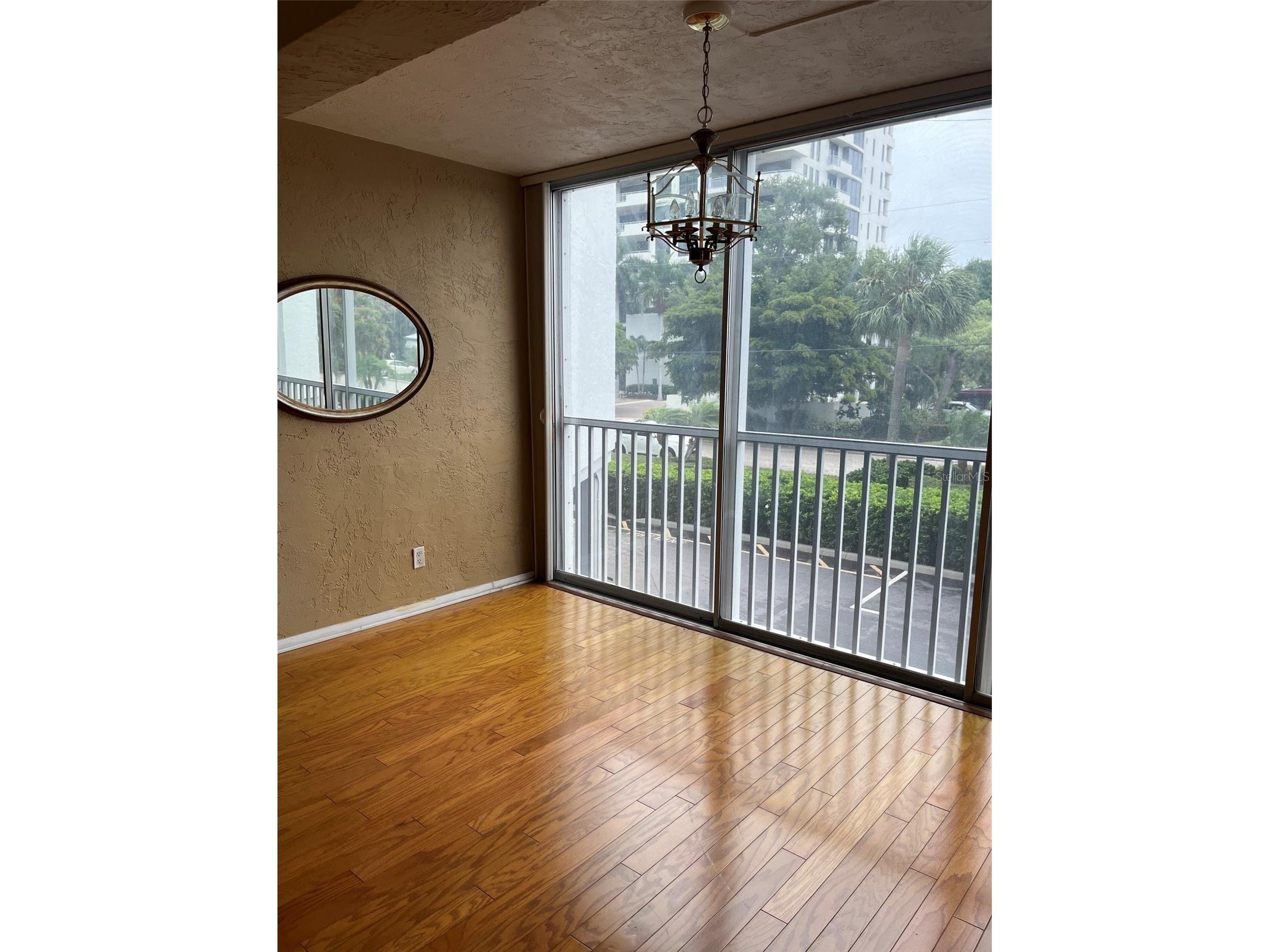 435 S Gulfstream Avenue #206 Sarasota FL 34236 A4694462 image22