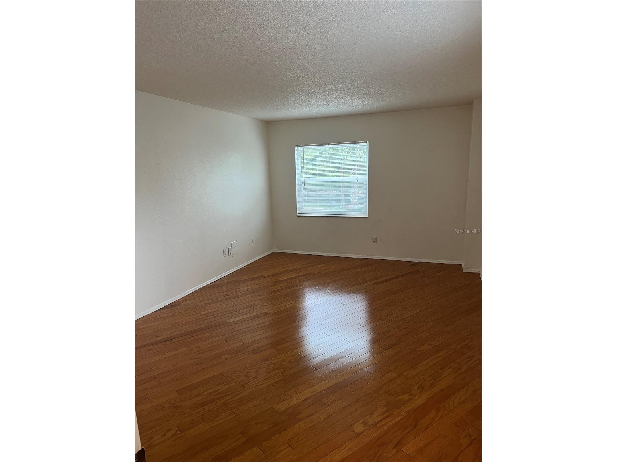435 S Gulfstream Avenue #206 Sarasota FL 34236 A4694462 image26