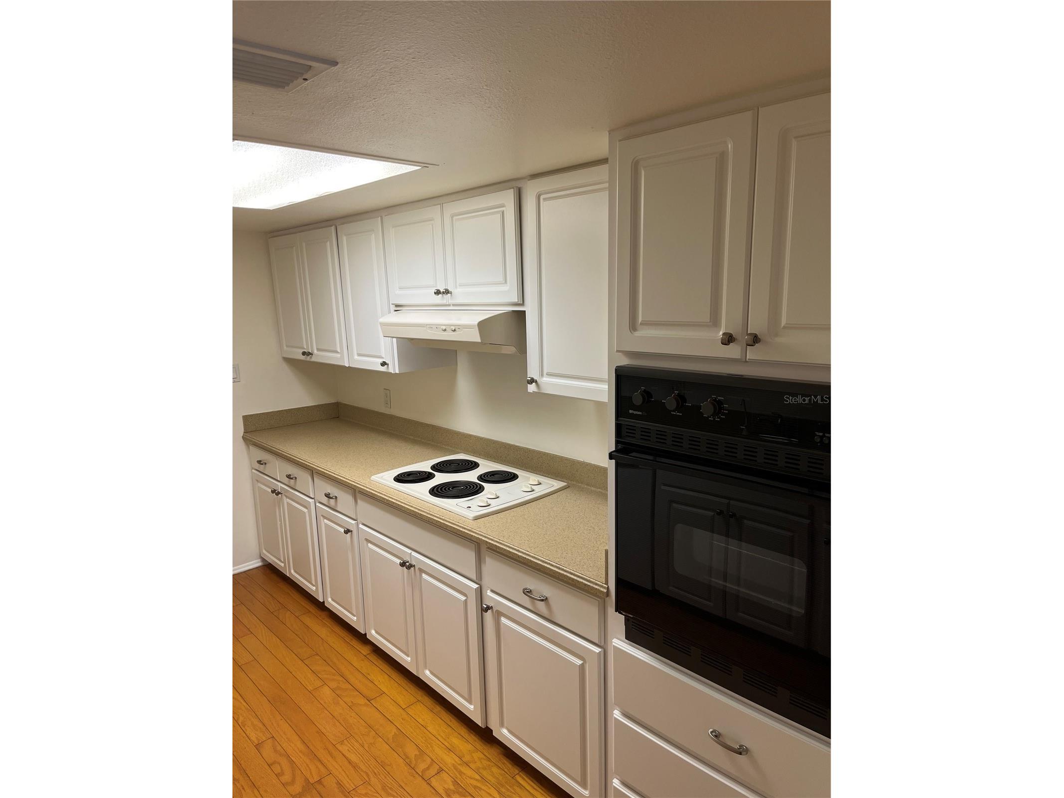 435 S Gulfstream Avenue #206 Sarasota FL 34236 A4694462 image32