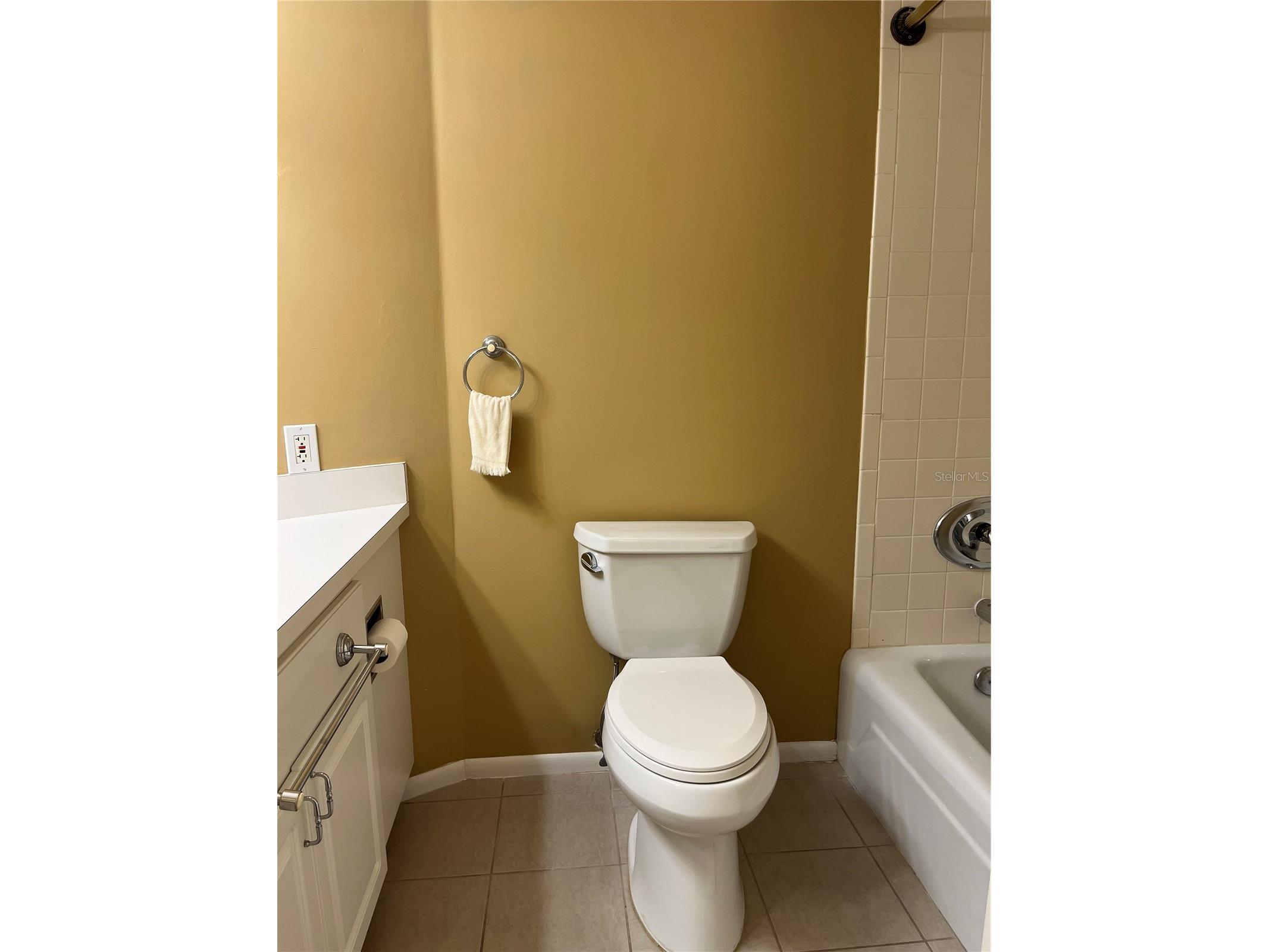 435 S Gulfstream Avenue #206 Sarasota FL 34236 A4694462 image51