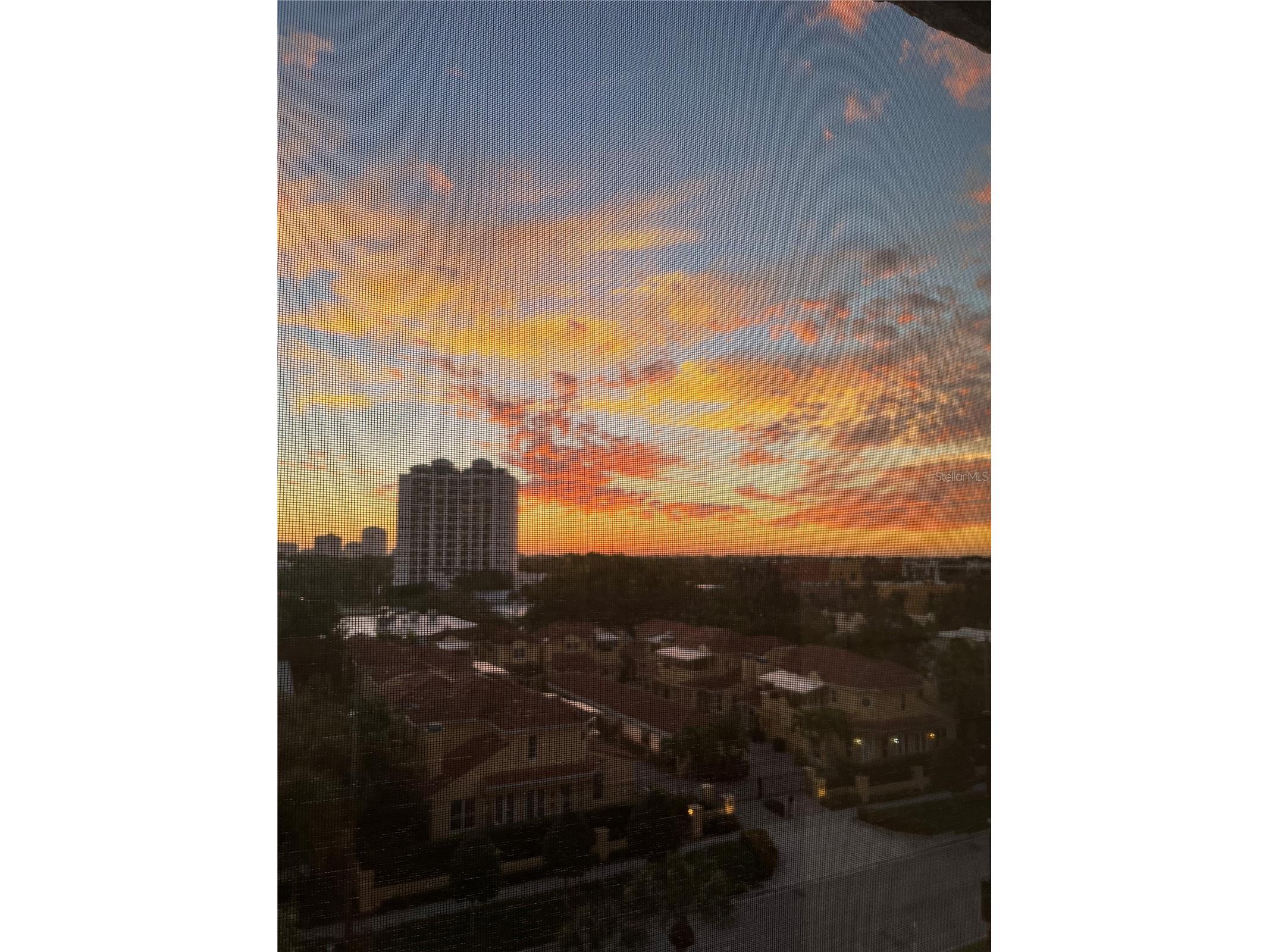 435 S Gulfstream Avenue #206 Sarasota FL 34236 A4694462 image52