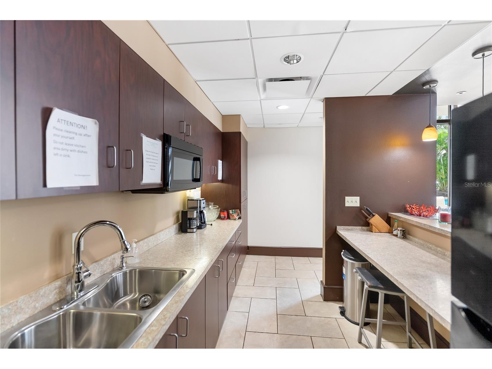 435 S Gulfstream Avenue #403 Sarasota FL 34236 - SARASOTA BAY A4667640 image51