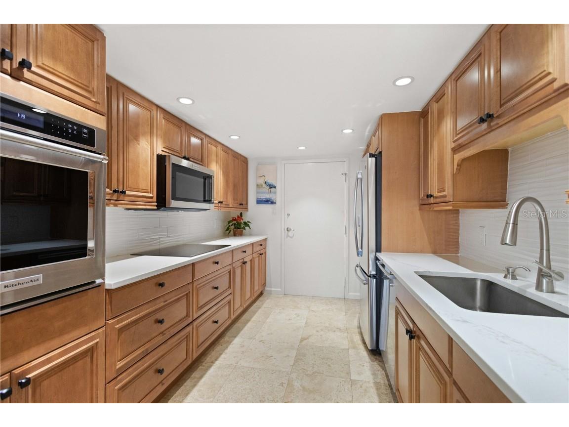 435 S Gulfstream Avenue #604 Sarasota FL 34236 - SARASOTA BAYFRONT A4634707 image11