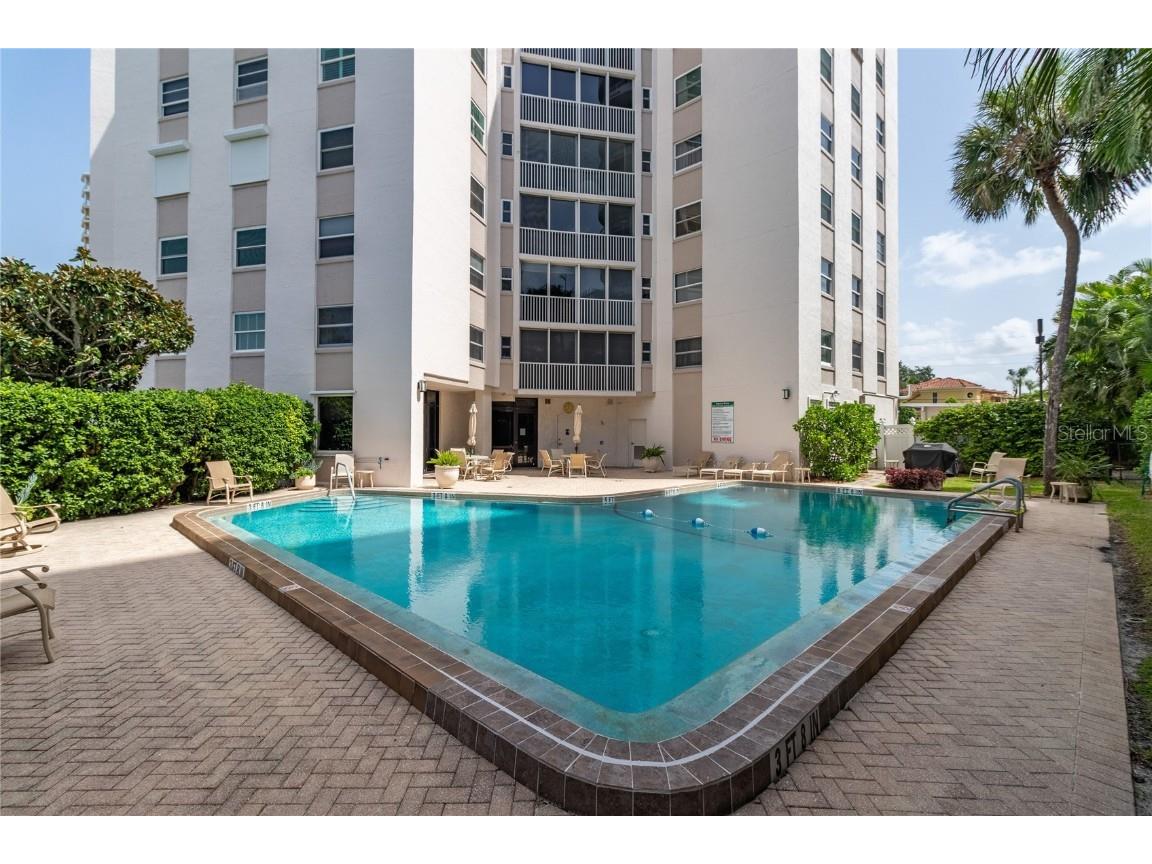 435 S Gulfstream Avenue #604 Sarasota FL 34236 - SARASOTA BAYFRONT A4634707 image22