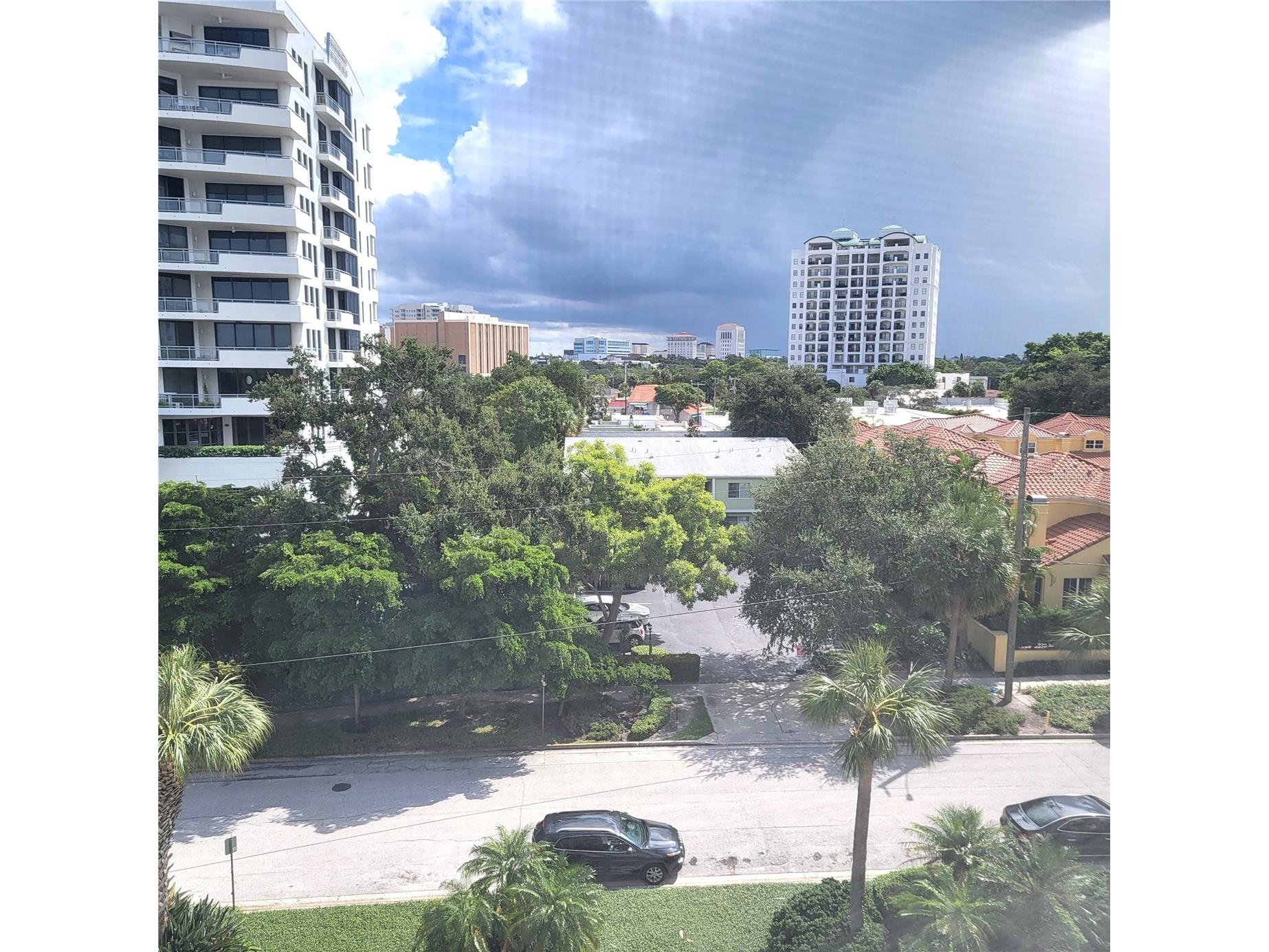 435 S Gulfstream Avenue #605 Sarasota FL 34236 A4688025 image19