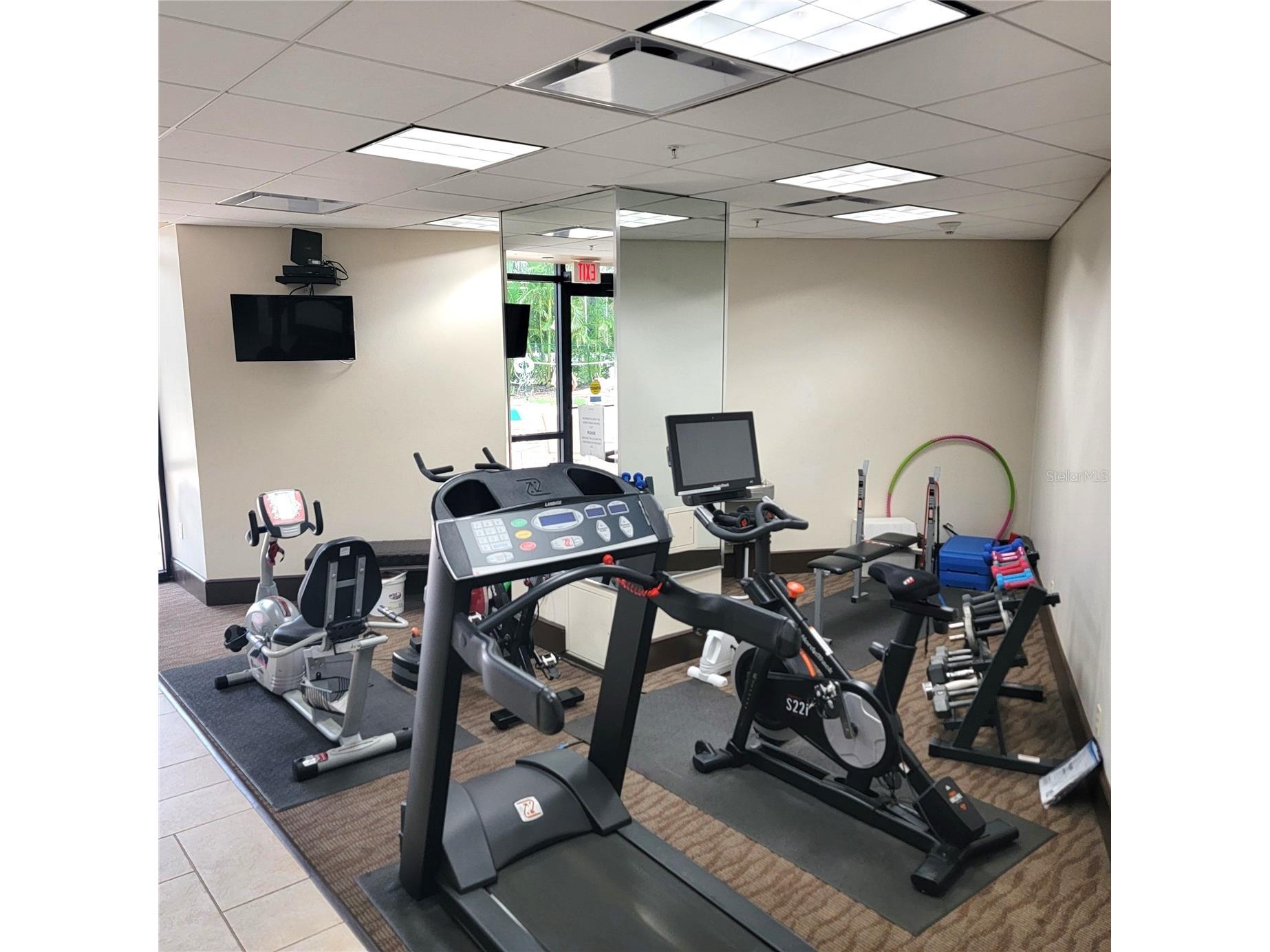 435 S Gulfstream Avenue #605 Sarasota FL 34236 A4688025 image26