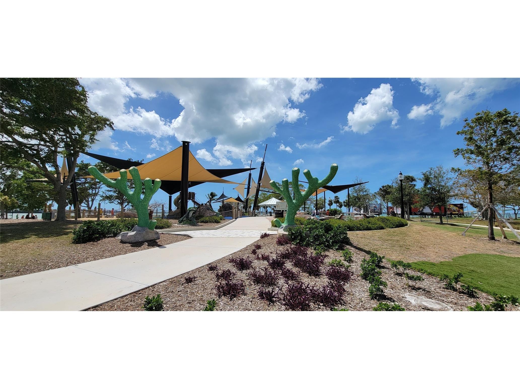 435 S Gulfstream Avenue #605 Sarasota FL 34236 A4688025 image33