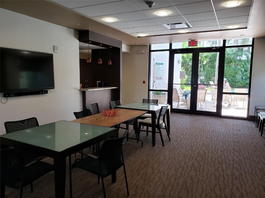 435 S Gulfstream Avenue #702 Sarasota FL 34236 A4662401 image17