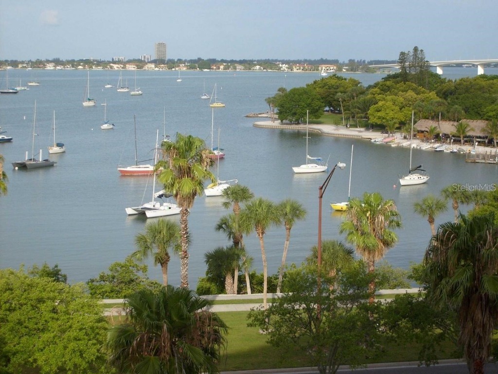 435 S Gulfstream Avenue #702 Sarasota FL 34236 A4662401 image20