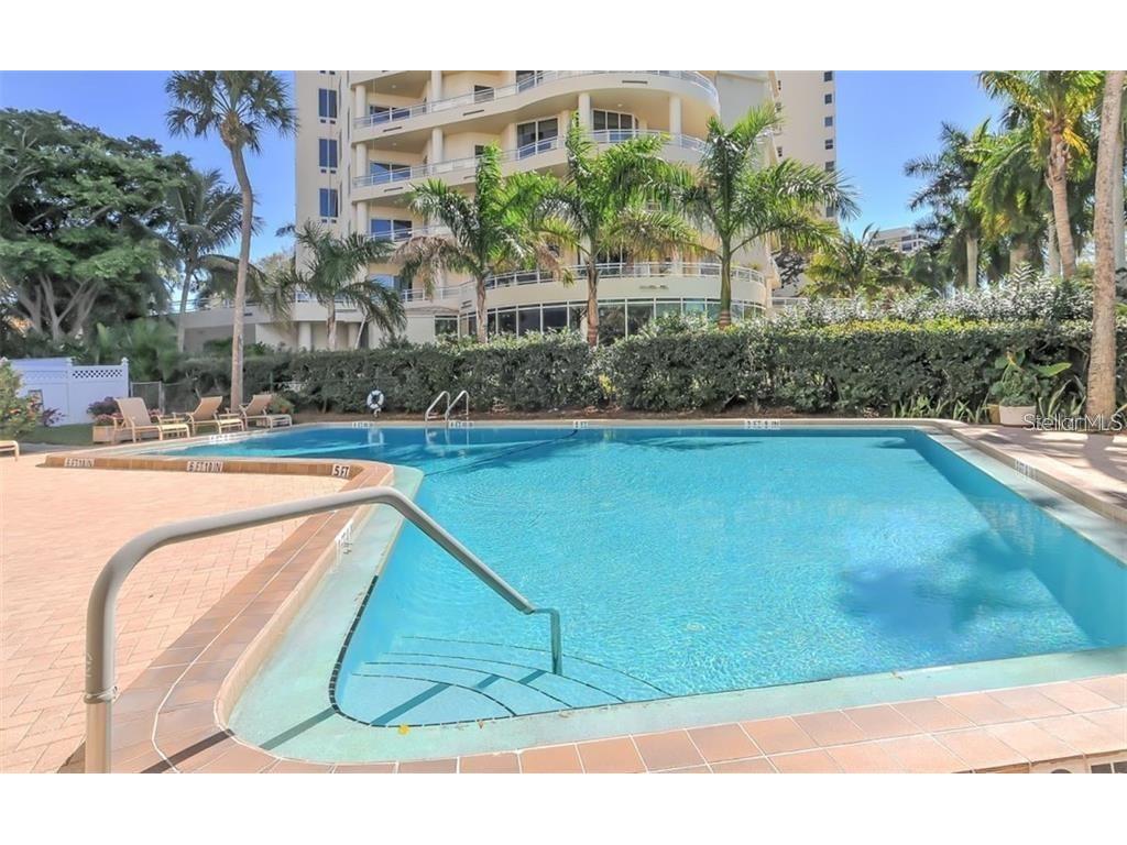 435 S Gulfstream Avenue #702 Sarasota FL 34236 A4662401 image3