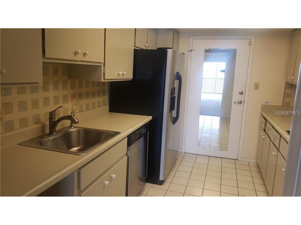 435 S Gulfstream Avenue #702 Sarasota FL 34236 A4662401 image5