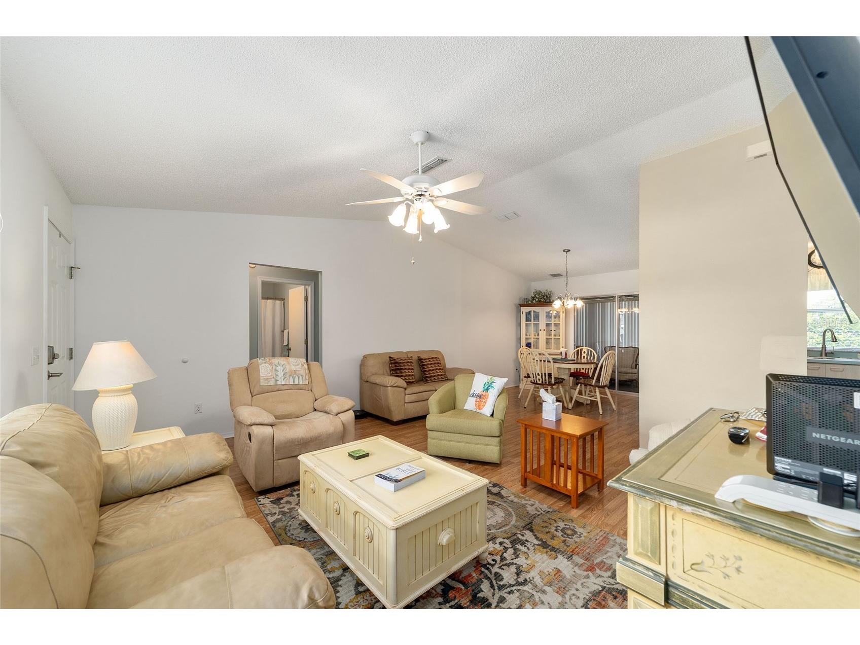 435 Santa Clara Circle The Villages FL 32159 OM722535 image13