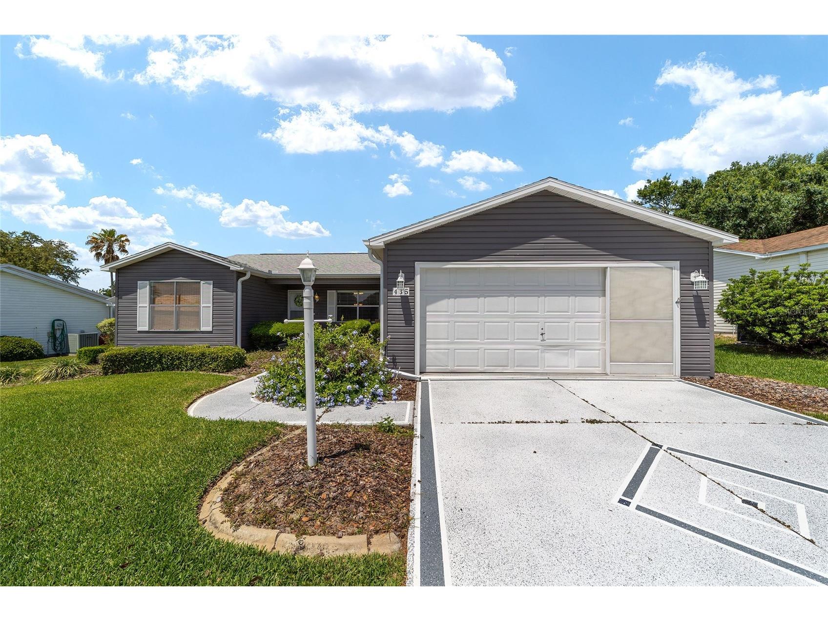 435 Santa Clara Circle The Villages FL 32159 OM722535 image3