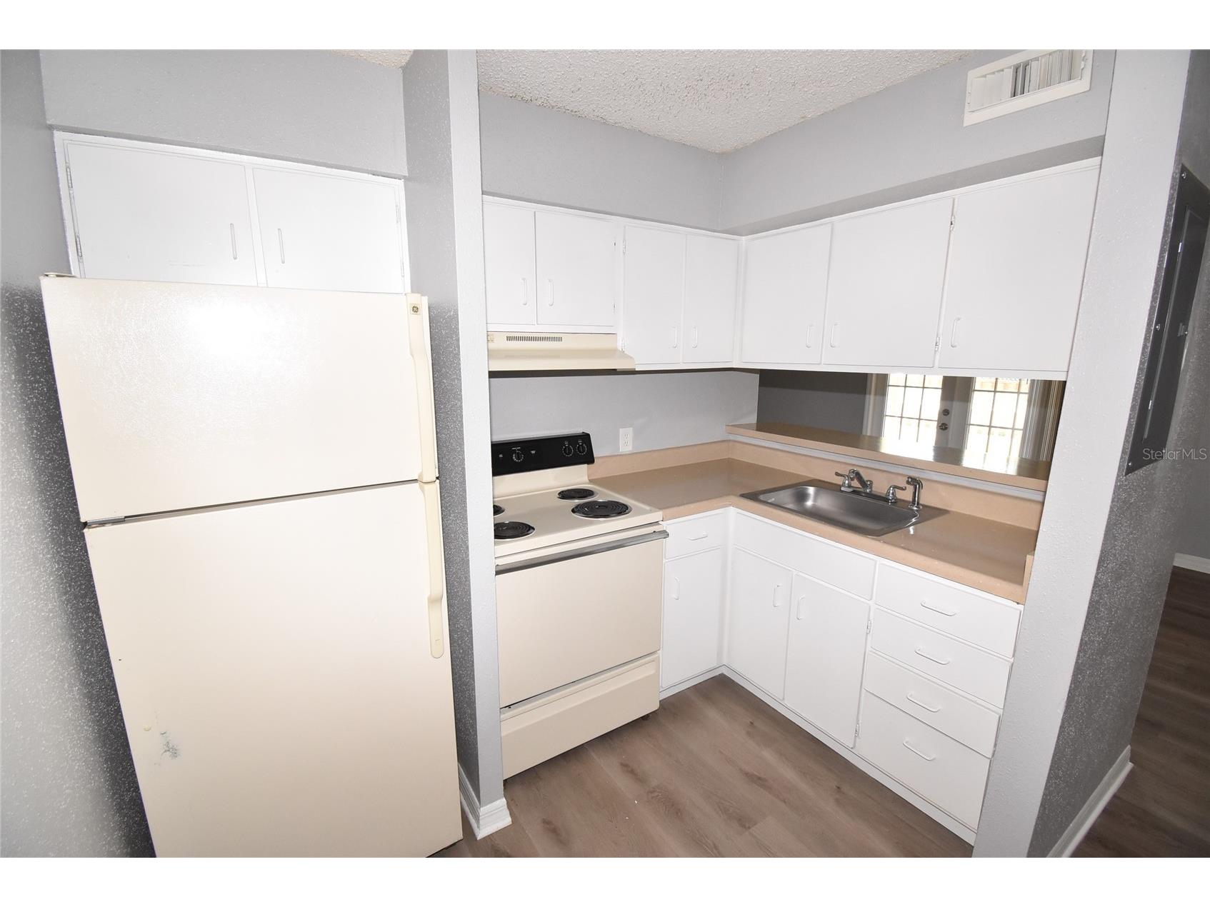 435 Wymore Road #103 Altamonte Springs FL 32714 C7523953 image3