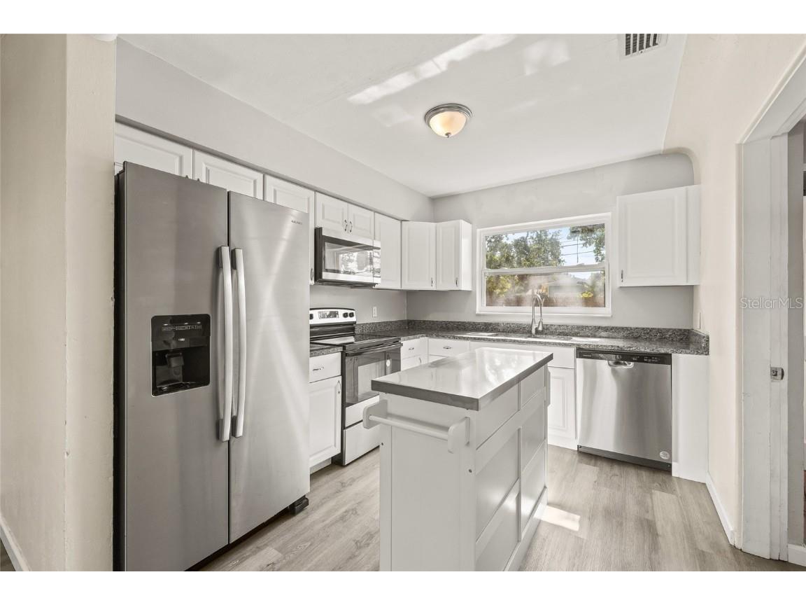 4350 1st Avenue S Saint Petersburg FL 33711 TB8445090 image10