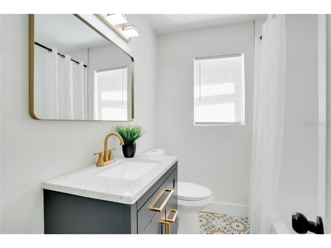 4350 2nd Avenue S Saint Petersburg FL 33711 TB8440397 image17