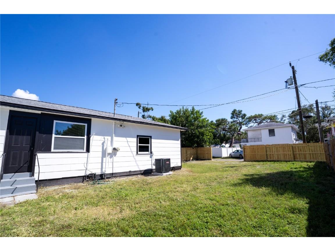 4350 2nd Avenue S Saint Petersburg FL 33711 TB8440397 image25