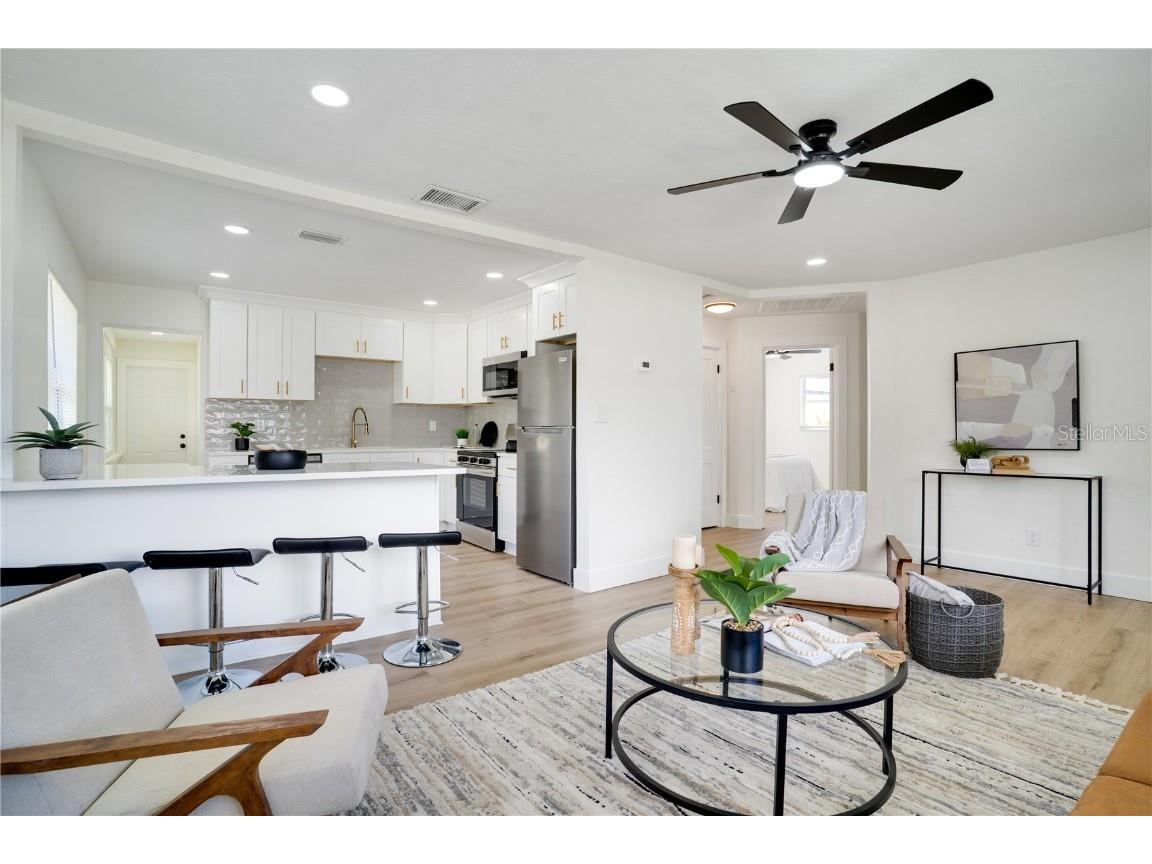 4350 2nd Avenue S Saint Petersburg FL 33711 TB8440397 image8