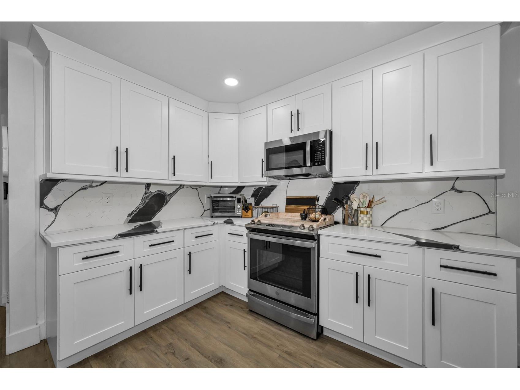 4350 45th Street N Saint Petersburg FL 33714 TB8528053 image5