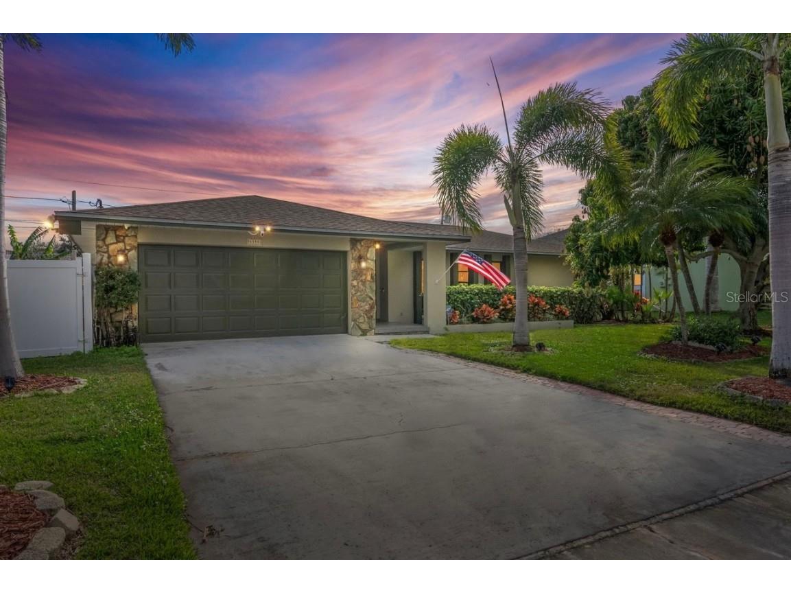 4350 51st Avenue S Saint Petersburg FL 33711 TB8452358 image1