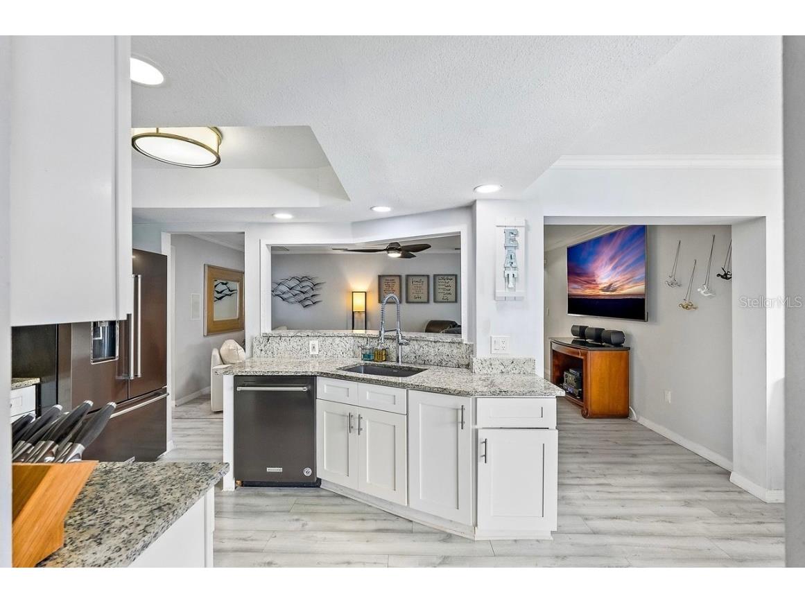 4350 51st Avenue S Saint Petersburg FL 33711 TB8452358 image4