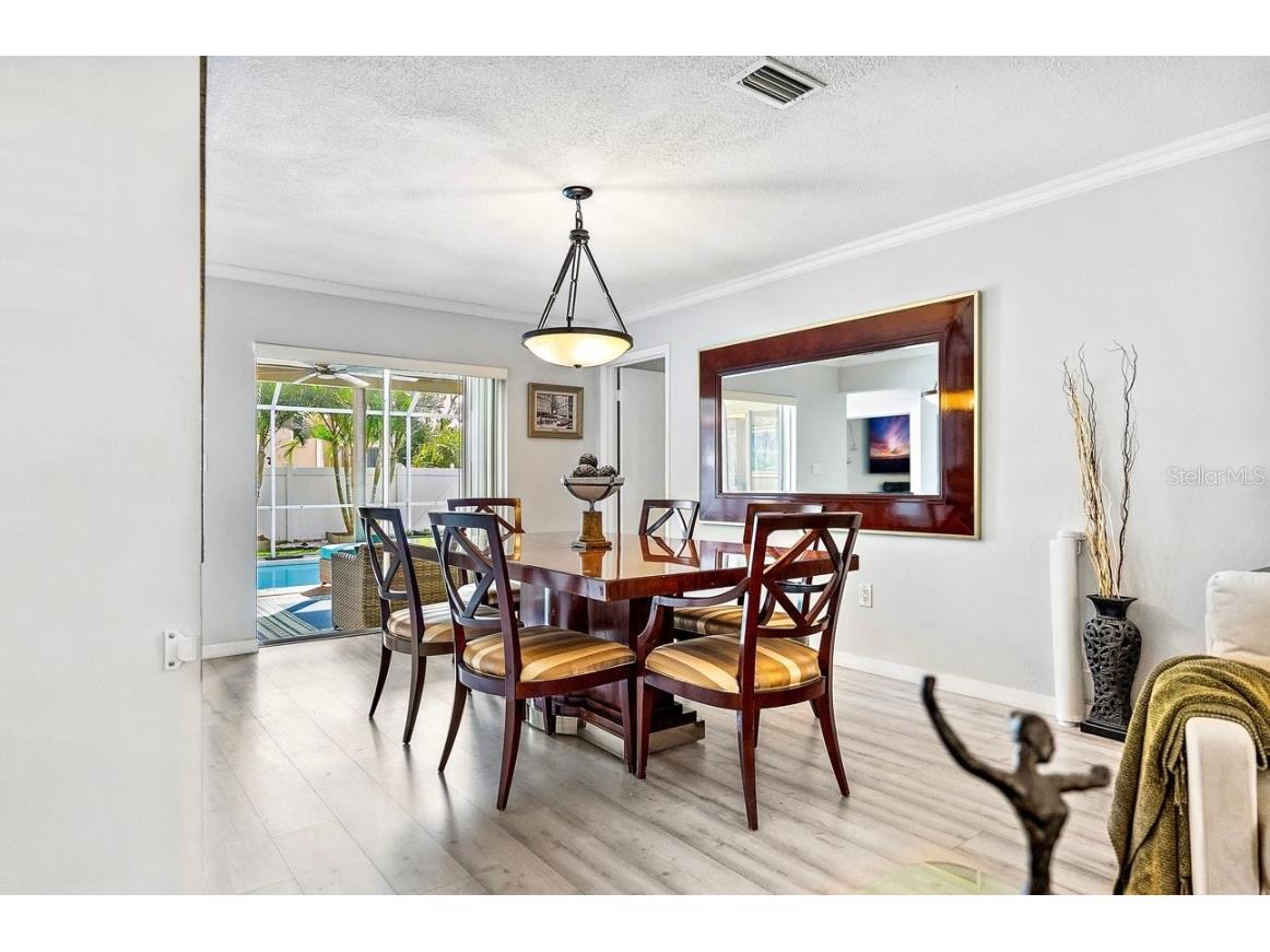 4350 51st Avenue S Saint Petersburg FL 33711 TB8452358 image8