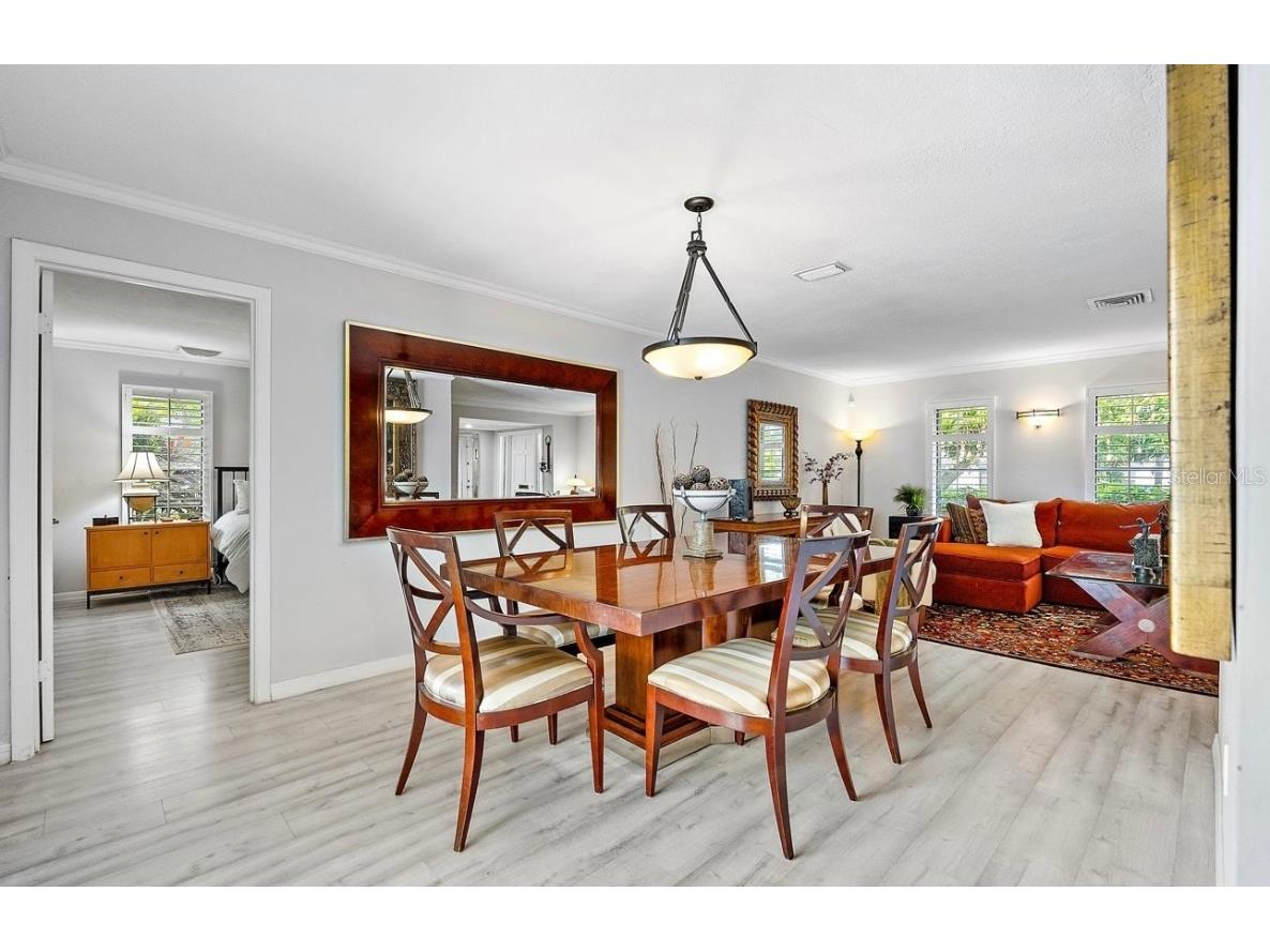 4350 51st Avenue S Saint Petersburg FL 33711 TB8452358 image9