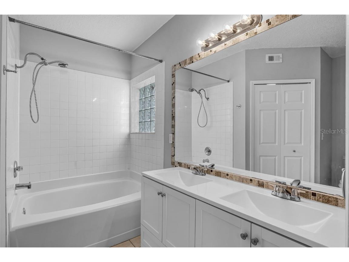 4350 Boca Woods Drive Orlando FL 32826 O6342377 image9