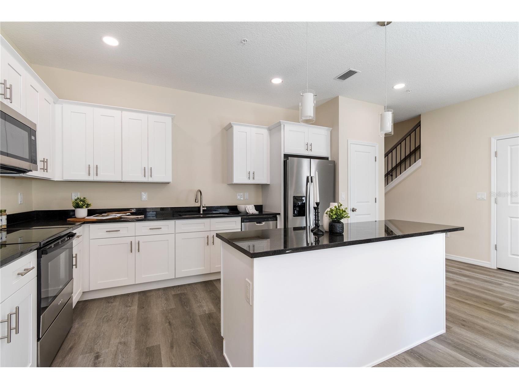 4350 Cambio Gardens Court Tampa FL 33610 TB8474148 image10